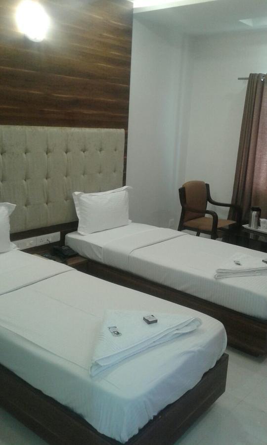 Hotel Comfort Bharuch Luaran gambar